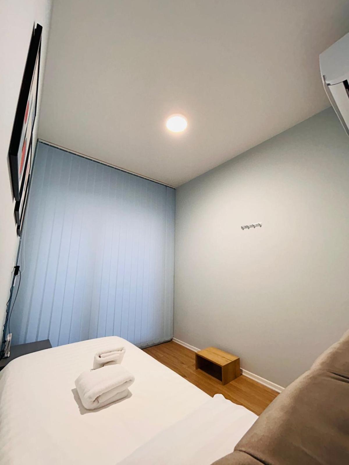 Picasso Apartment ティラナ エクステリア 写真